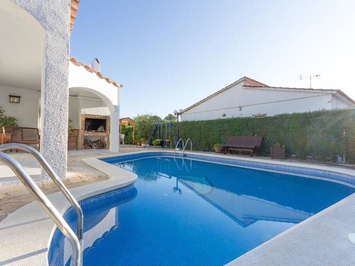 Villa pour 6 personnes, avec jardin ainsi que piscine et terrasse à Calafat - 4