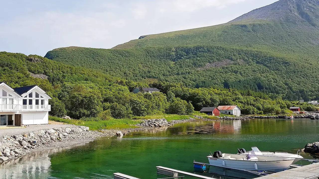 Ferienhaus für 10 Personen (125 m²) in Brattvåg in Haram, Nordlige Fjord-Norge