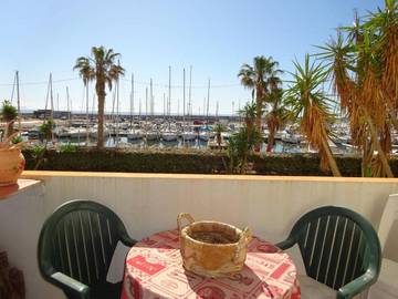 Gîte pour 4 personnes, avec terrasse dans Port Saint Ange