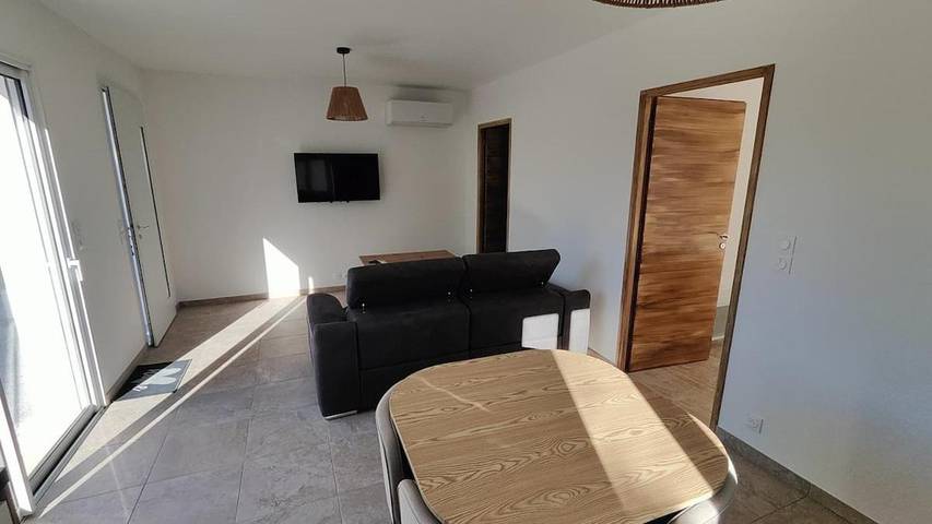 Location de vacances pour 2 personnes dans Plage Bottai Port De Bouc - 2