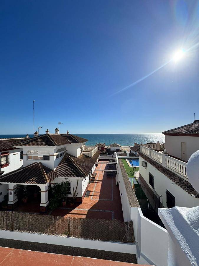 Casa rural para 11 personas, con Balcón además de Terraza y Vistas en Matalascañas