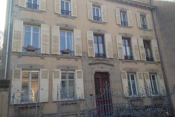 Gîte pour 2 personnes, avec piscine à Contrexéville