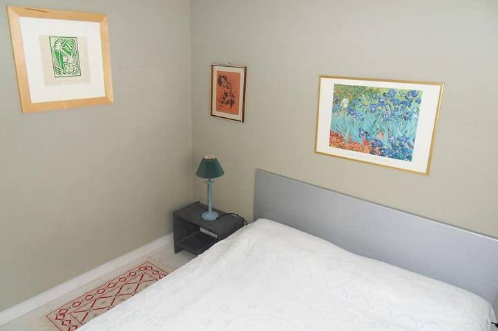 Apartamento entero, Apartamento céntrico de dos habitaciones, 2 balcones grandes, a 100 m de la playa, estacionamiento, tenis. in Beaulieu-sur-Mer, Costa mediterránea (Francia)