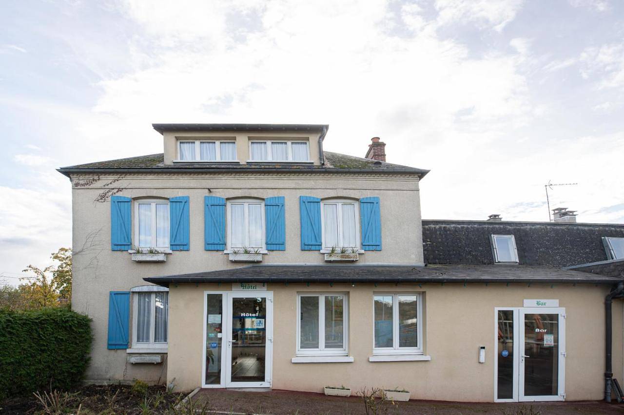 Standard Double Room in Gaillon, Région de Les Andelys
