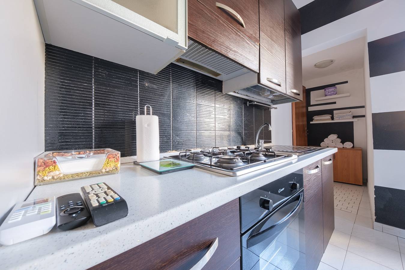 Entire apartment, Apartment 'Via Medici' with Shared Terrace, Wi-Fi and Air Conditioning in Milazzo, Messina Province