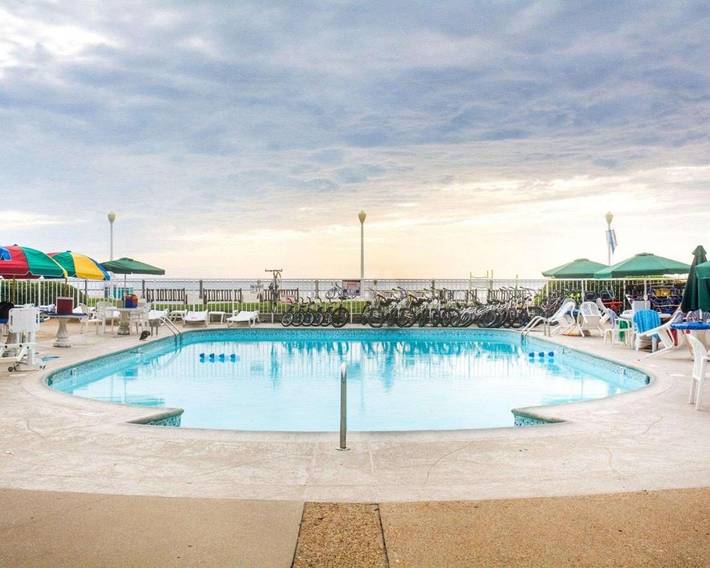 Hotel para 2 personas, con piscina - 1