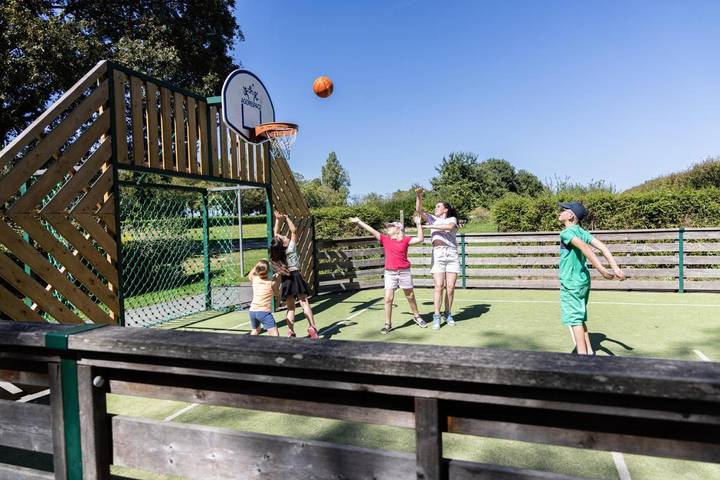 Camping pour 10 personnes, avec piscine dans Seine-et-Marne - 4