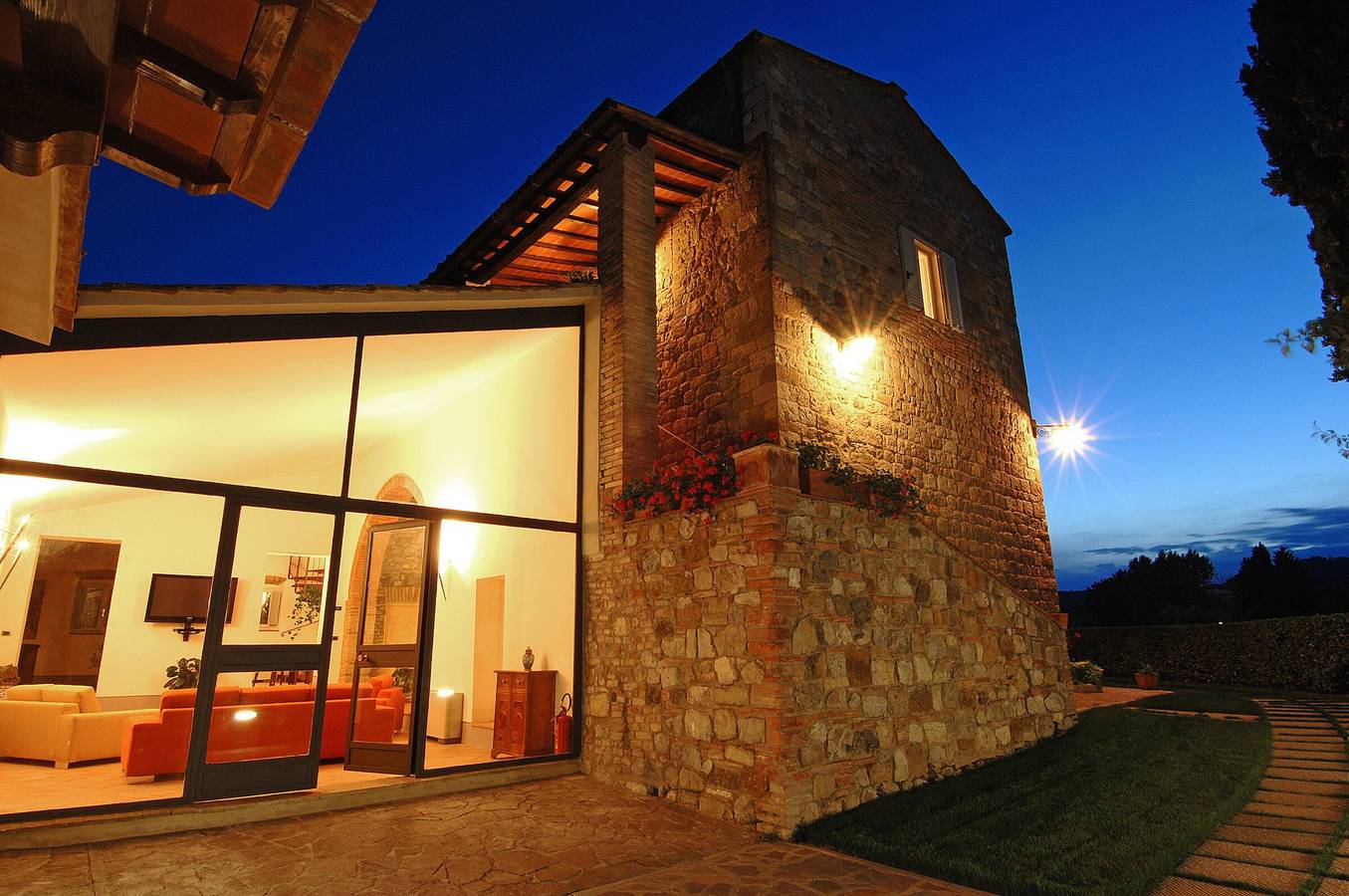 Villa "Arnilù" with Private Pool & Wi-Fi in San Gimignano, Siena Province