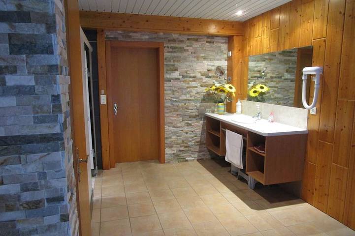 Gîte pour 4 personnes, avec piscine ainsi que balcon et sauna à Soultzmatt - 4