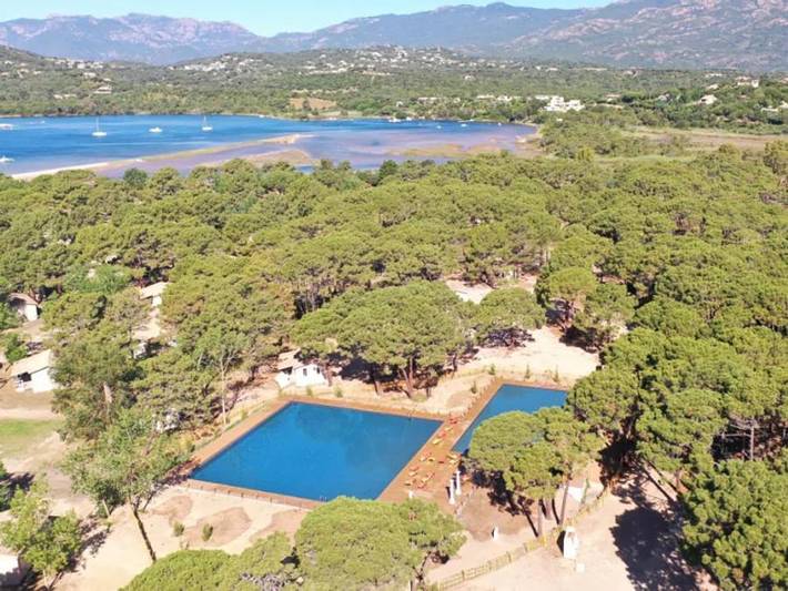 Bungalow für 4 Personen, mit Kinderpool und Pool in Porto-Vecchio