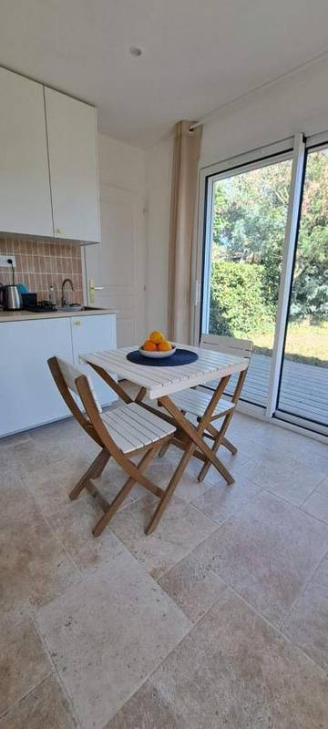 Gîte pour 2 personnes, avec terrasse à Villenave-d'Ornon