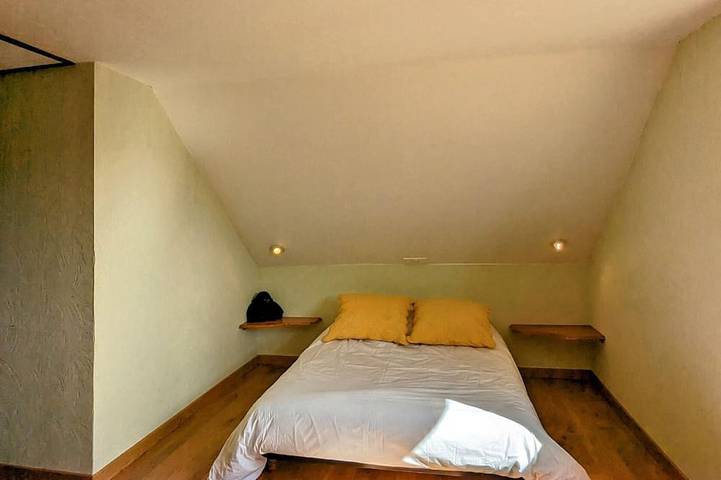 Gîte pour 5 personnes, avec jardin à Plancher-Bas - 4