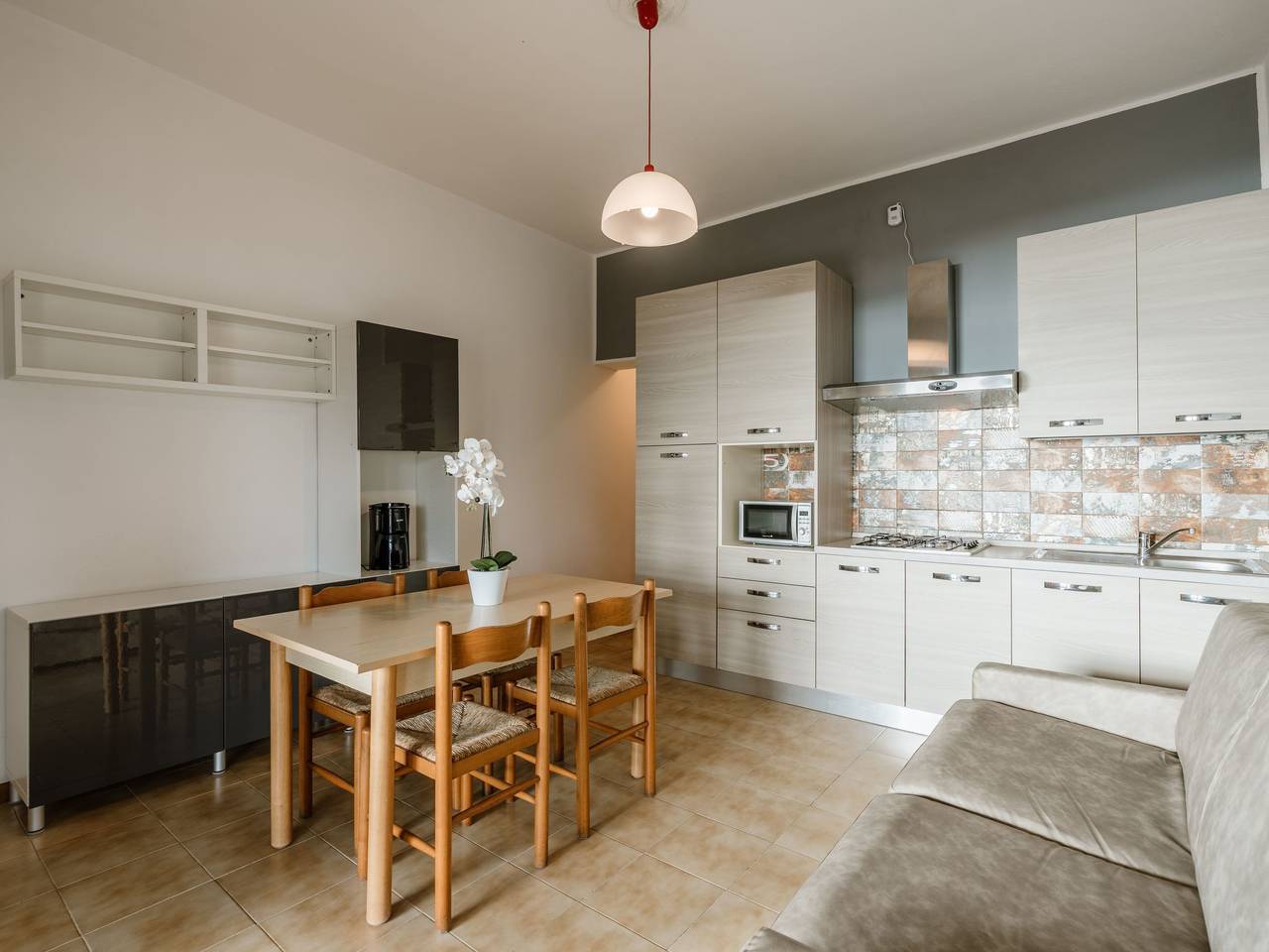 Geheel appartement, Zweizimmerwohnung  in Villaggio Sanghen in Spiaggia Romantica (Manerba del Garda), Manerba del Garda