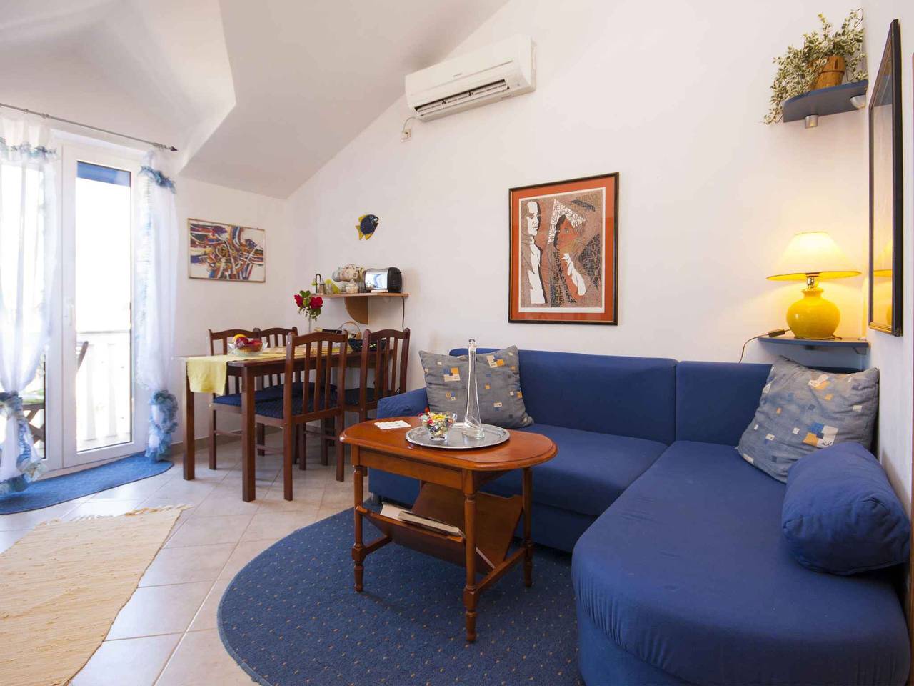 Ganze Ferienwohnung, Apartment am Meer mit Balkon, Meerblick, Wlan und Klimaanlage  in Krapanj, Krapanj (Kroatische Adria)