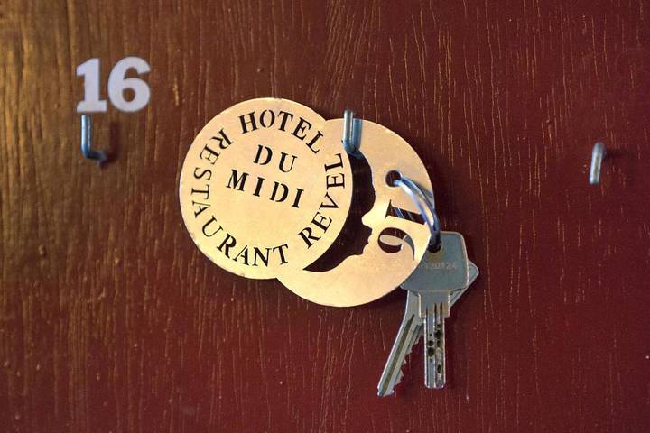 Hôtel pour 2 personnes, avec Terrasse et Jardin à Revel - 4