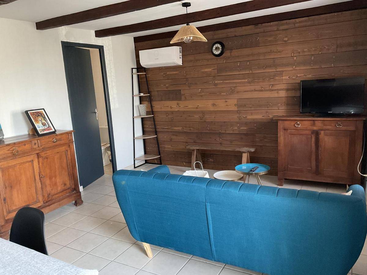 Three-Bedroom Home in Le Monteil, Parc naturel régional des Volcans d'Auvergne