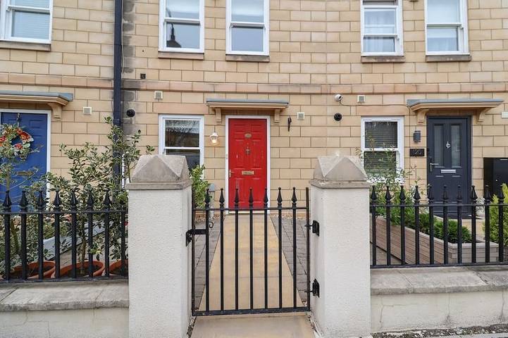 Holiday home for 7 people, with garden in Weston-Super-Mare
