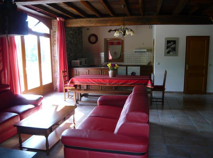 Gîte pour 6 personnes, avec jardin dans Béarn - 3