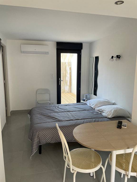 Studio entier, Loue nuitée, studio meublé in Béziers, Côte d'Améthyste