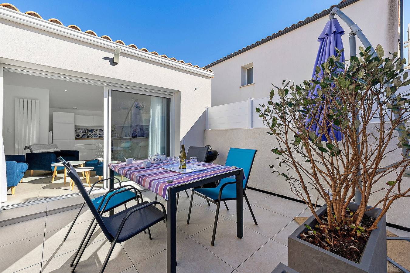 The Brisans Apartment 50m from the Beach in La Tranche-sur-Mer, Vendée