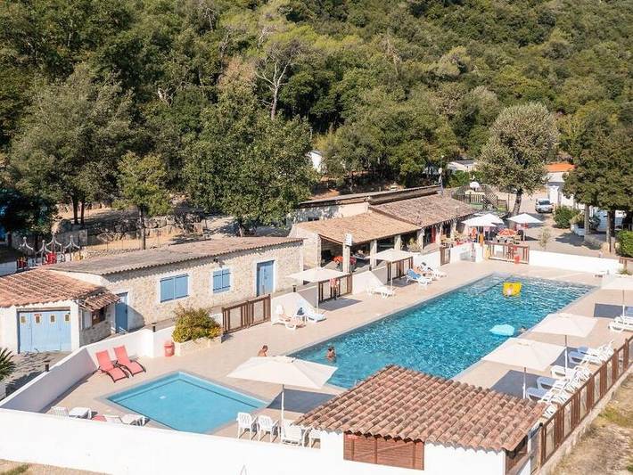 Mobil home pour 4 personnes, avec bassin pour enfant à Roquefort-les-Pins - 4