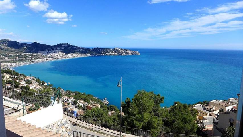 Chalet para 12 personas, con jardín además de piscina y vistas en Costa Tropical - 2