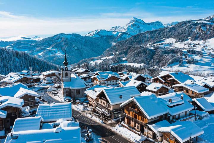 Gîte pour 5 personnes, avec balcon dans Office De Tourisme De Notre Dame De Bellecombe - 3