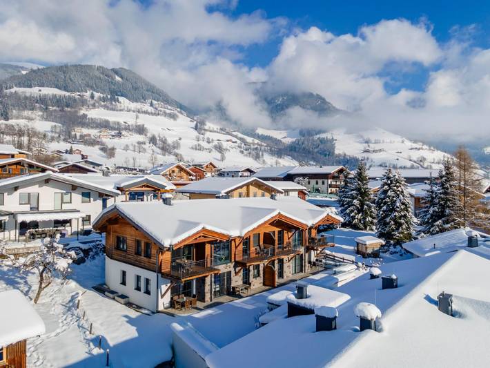 Ferienwohnung für 8 Personen, mit Balkon und Sauna in Piesendorf