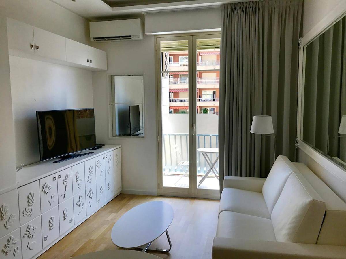 Appartement entier, Two-Bedroom Apartment in Monte Carlo, Côte méditerranéenne (France)