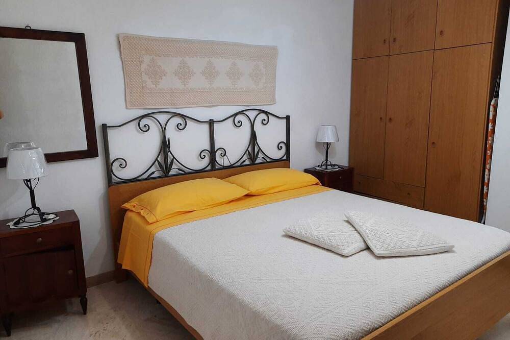 Ganze Wohnung, Arbatax Tortoli komfortable Wohnung mit einem Garten, Meer viciniss in Lotzorai, Ogliastra Provinz