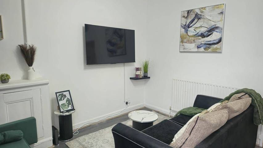 Sensational Haven Place in Leicester, Heart of England