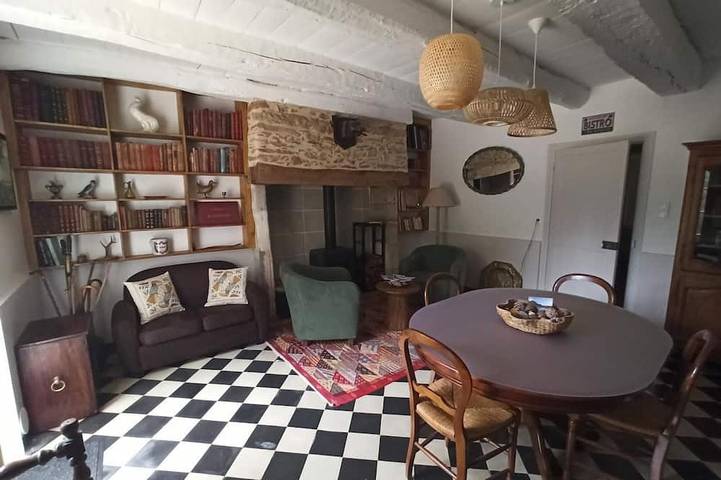 Gîte pour 4 personnes, avec Terrasse et Jardin