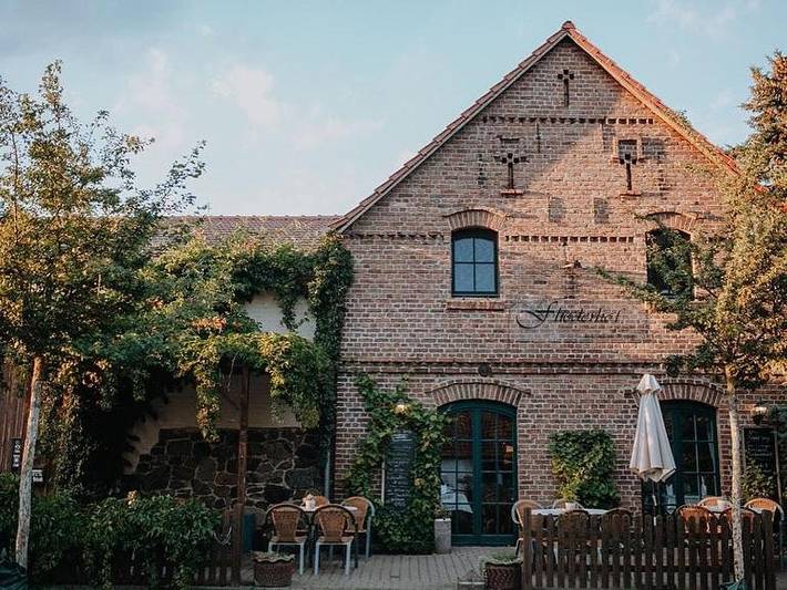 Ferienwohnung für 3 Personen, mit Ausblick und Garten in Michendorf