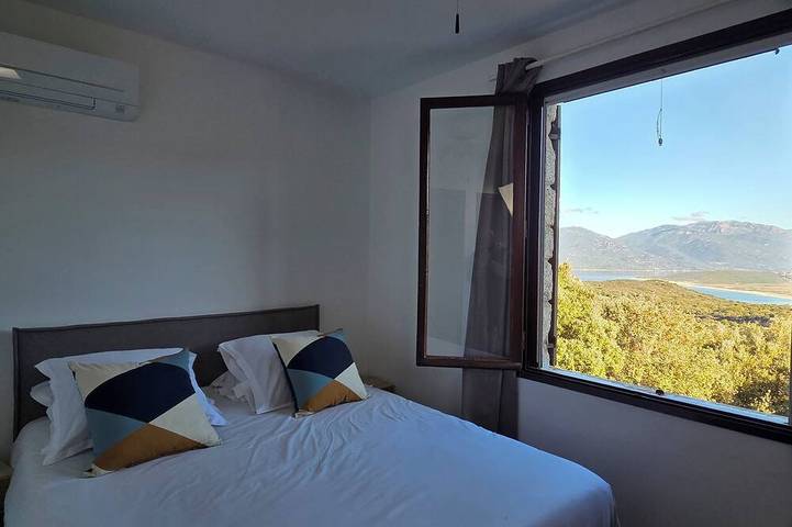 Entire apartment, Maison de Charme Exceptional Sea & Mountain View in Belvédère-Campomoro, Arrondissement de Sartène
