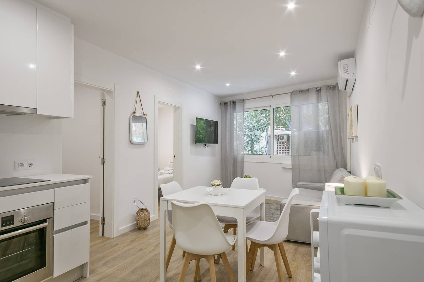 Entire apartment, Ref. 348398 in Barcelona Centre, Barcelona