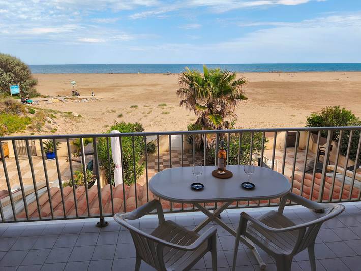 Gîte pour 6 personnes, avec terrasse dans Plage des Ayguades