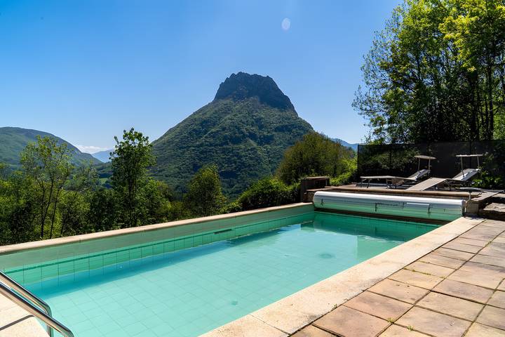 Chalet pour 7 personnes, avec balcon et jardin, adapté aux familles dans Parc naturel régional de la Chartreuse