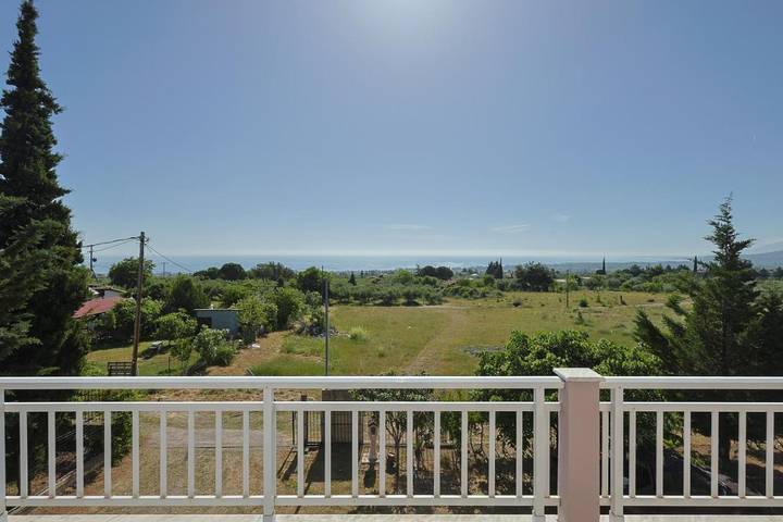 Ferienwohnung für 6 Personen, mit Ausblick und Terrasse sowie Garten - 1