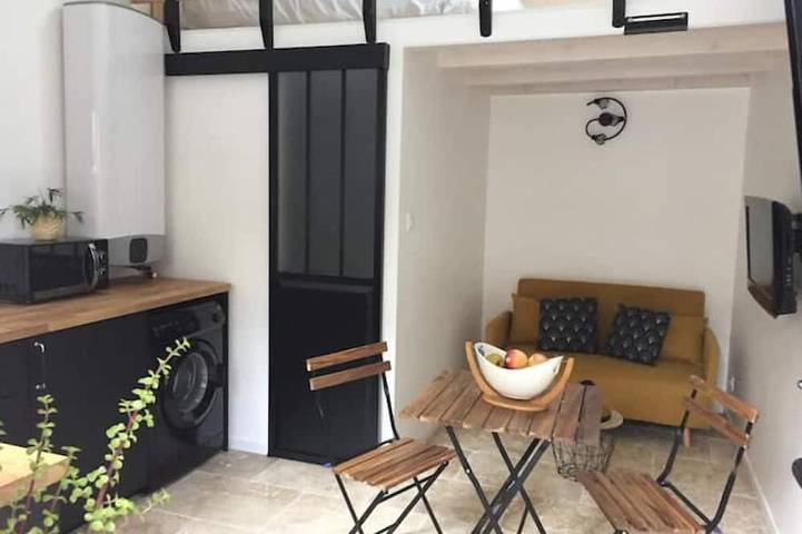 Gîte pour 2 personnes, avec Jardin à Saint-Symphorien-d'Ozon