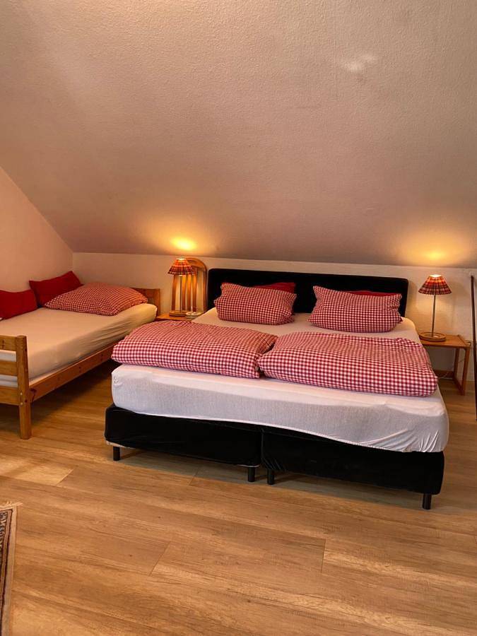Ferienwohnung für 5 Personen, mit Garten und Ausblick in Unterweser - 2