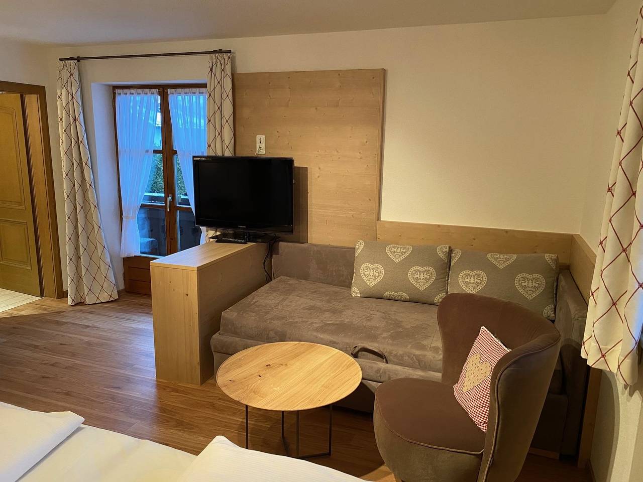 Geheel vakantieappartement, Fewo Hohes Schloss Appartement 3 in Neuschwanstein, Füssen