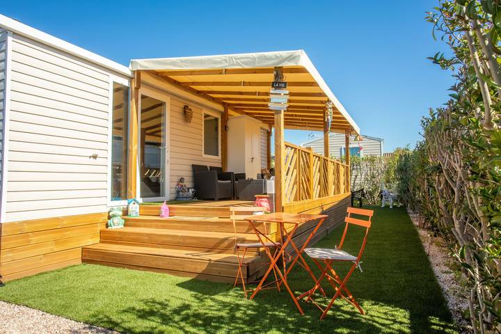 Camping voor 6 personen, met Tuin en Kinderzwembad in Frejus