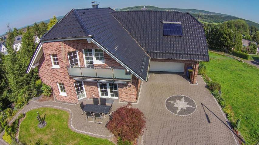 Ferienwohnung für 3 Personen, mit Sauna und Garten sowie Ausblick, kinderfreundlich - 1