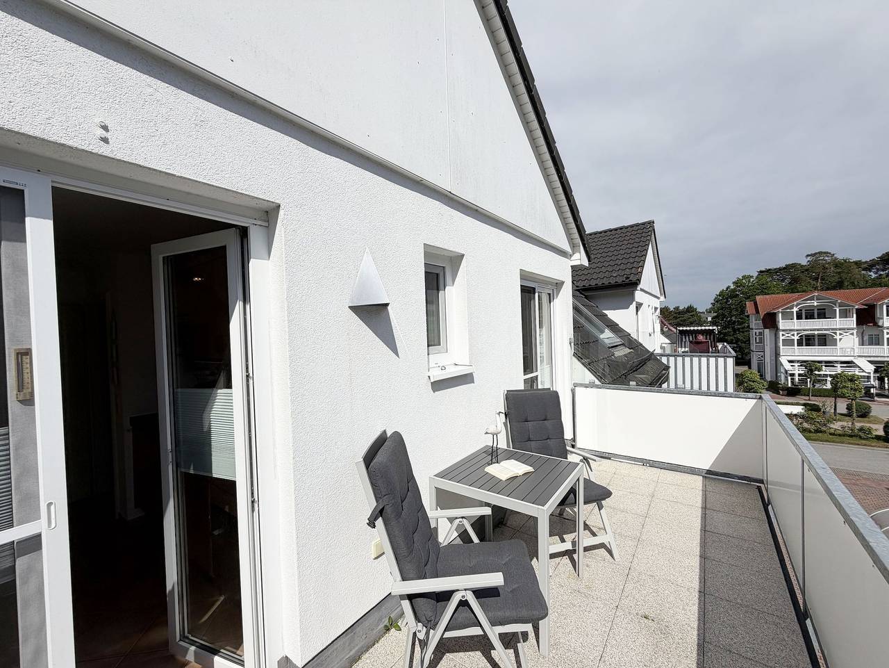 Ganze Ferienwohnung, Mr: Ferienwohnung Strandmöwe mit Balkon (Süd/Ost) - Ferienwohnung Strandmöwe mit Balkon (Süd/Ost) in Baabe, Rügen