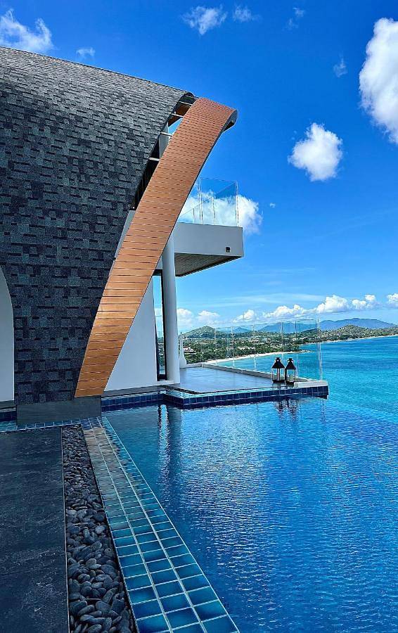 Villa für 10 Personen, mit Terrasse und Ausblick sowie Pool auf Koh Samui