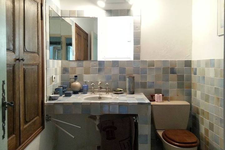 Gîte pour 9 personnes, avec piscine et jardin à Blauzac - 4