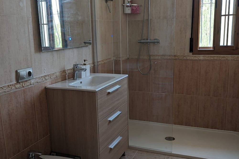 Villa espaciosa de lujo, aire acondicionado, enorme piscina, 3 dormitorios / 2 baños, vistas, todo un nivel in Albox, Provincia de Almería