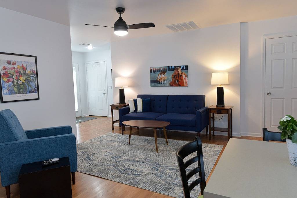 Ganze Wohnung, Charmantes Apartment in Holland / Umgebung für 4 Personen in Macatawa, Michigansee