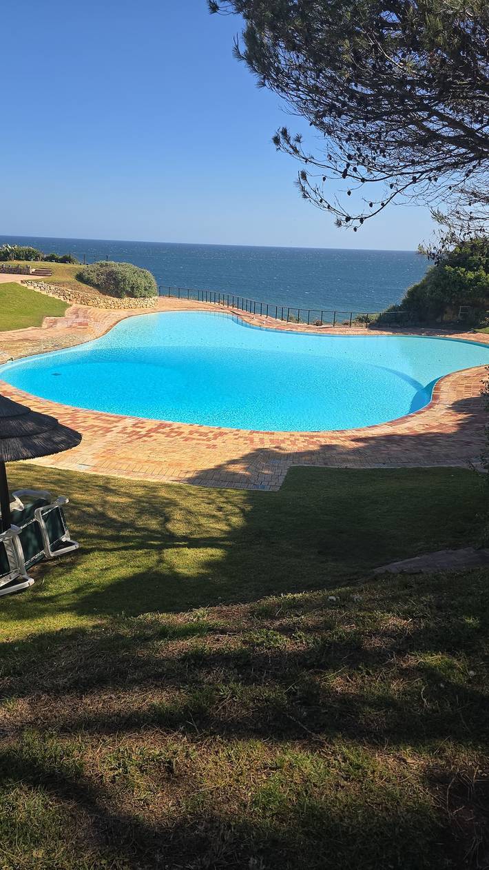 Ferienhaus für 8 Personen, mit Balkon und Whirlpool sowie Garten und Kinderpool in Alvor - 4