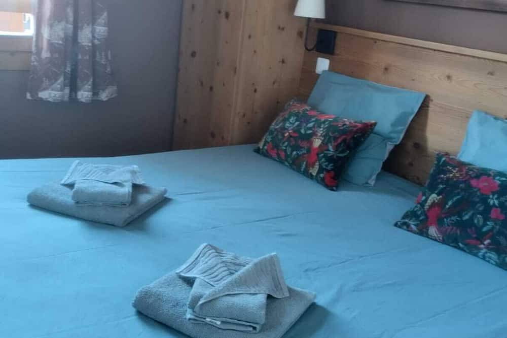 Apartamento entero, Flat located at the foot of the slopes with heated pool, sauna and hammam in Sainte-Foy-Tarentaise, Macizo del Ruitor